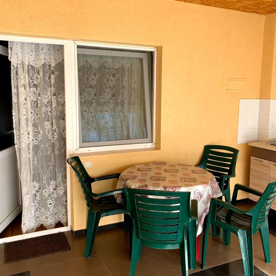 Guest House Santin チョロノモスク エクステリア 写真